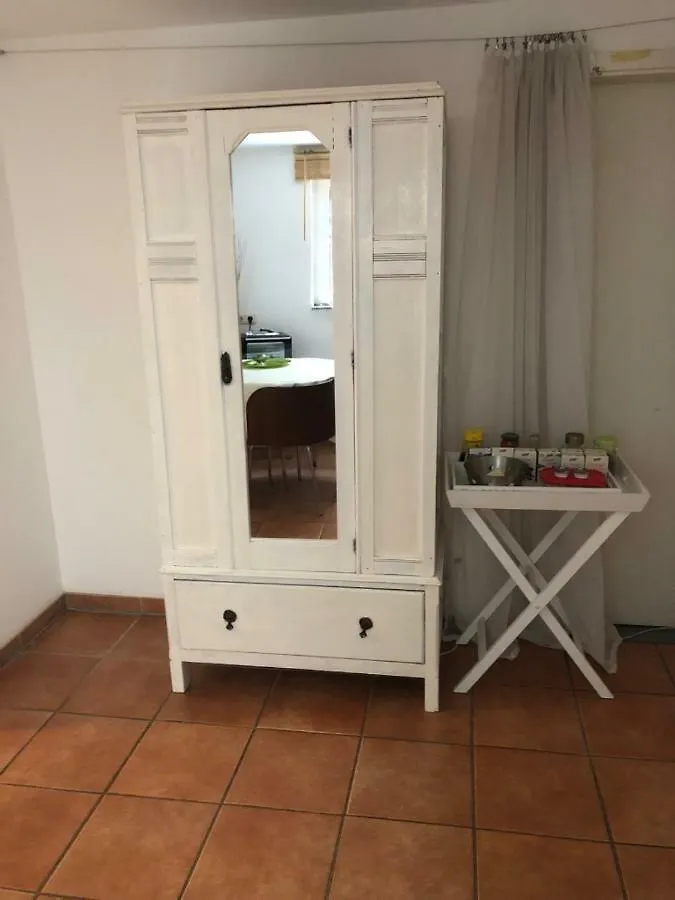 Wohnen Im Grunen - Rheinnahe Und Stadtnah Cologne Apartment