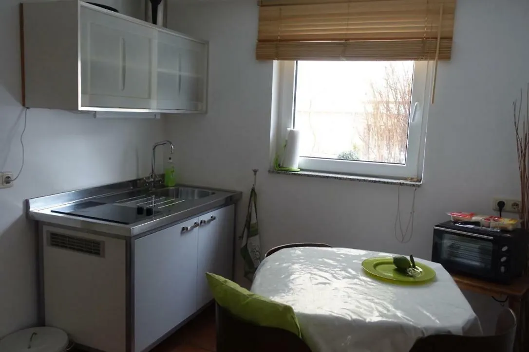 Apartment Wohnen Im Grunen - Rheinnahe Und Stadtnah Cologne